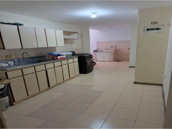Casa de 3 alcobas en venta en Simon Bolivar, Medellín, 115 m² · foto 3 de 12