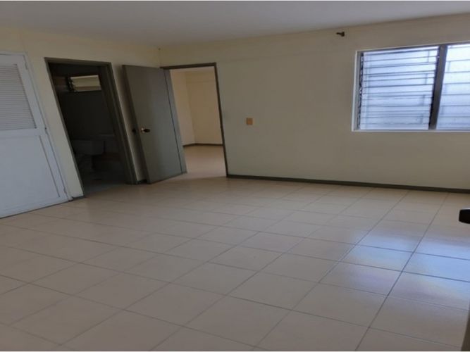 Casa de 3 alcobas en venta en Simon Bolivar, Medellín, 115 m² · foto 4 de 12
