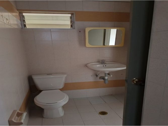 Casa de 3 alcobas en venta en Simon Bolivar, Medellín, 115 m² · foto 8 de 12