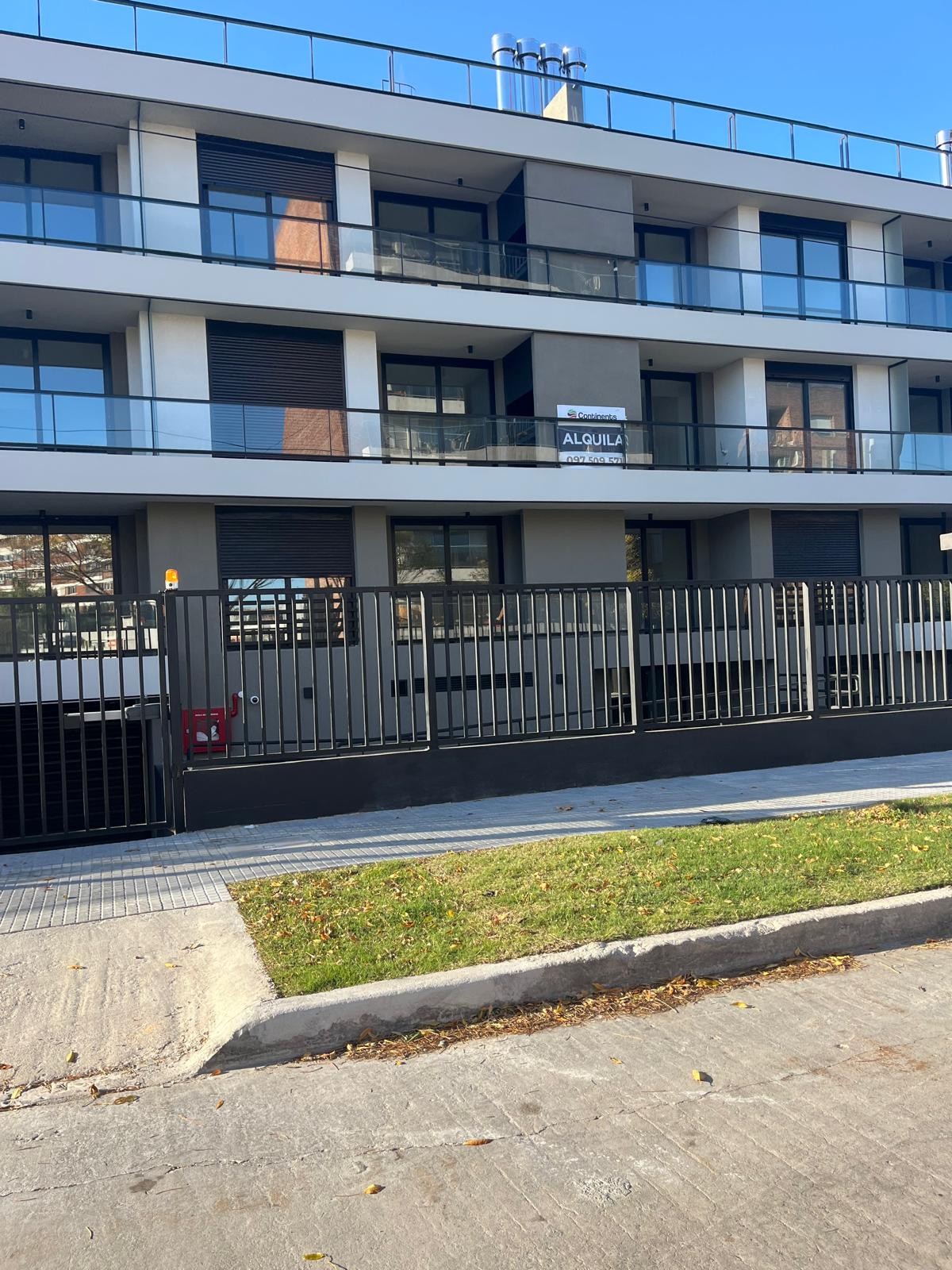 Venta apartamento 2 dormitorios a estrenar en Malvín Sur - Vista 2