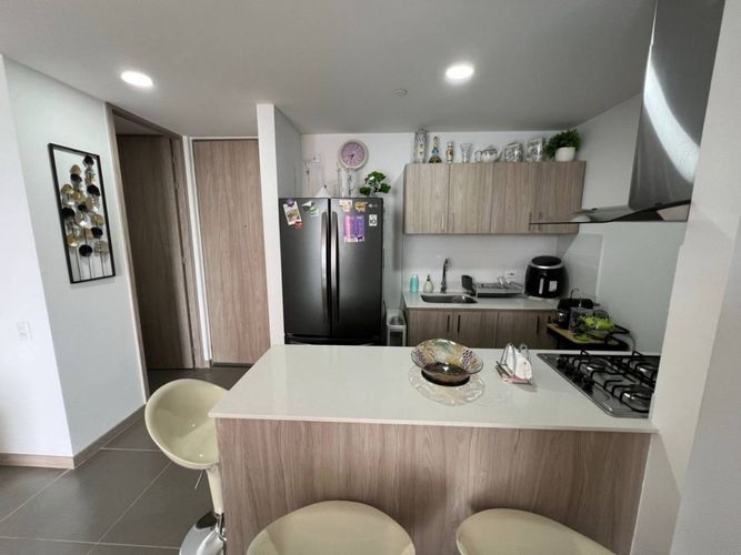 Apartamento de 2 alcobas en venta en Los Colegios, Rionegro, 78 m² · foto 2 de 15