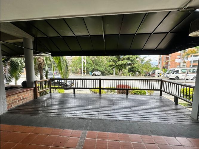 Local en arriendo en El Esmeraldal, Envigado, 56 m² · foto 6 de 10