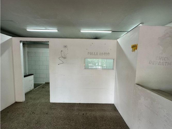 Local en arriendo en El Esmeraldal, Envigado, 56 m² · foto 8 de 10
