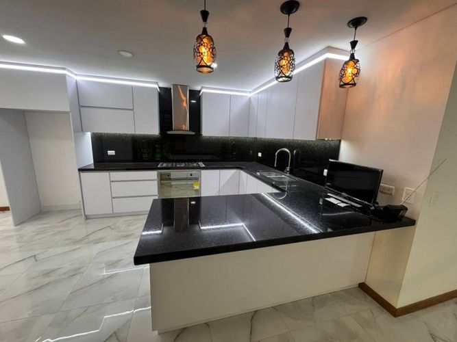 Casa de 4 alcobas en venta en Barro Blanco, Rionegro, 260 m² · foto 5 de 24