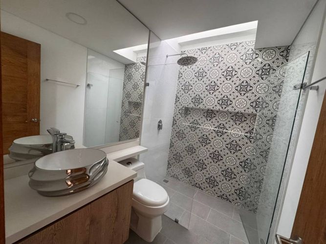 Casa de 4 alcobas en venta en Barro Blanco, Rionegro, 260 m² · foto 17 de 24