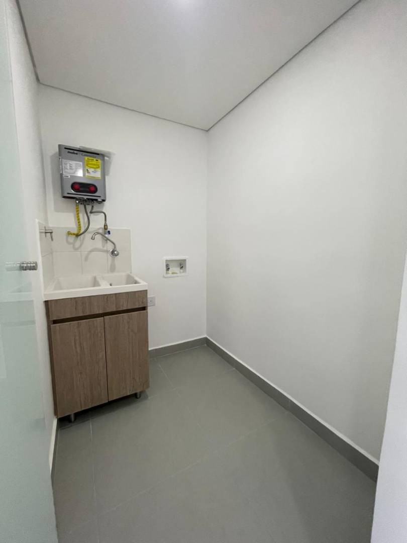 Apartamento en venta en Señorial, Envigado · foto 4 de 18