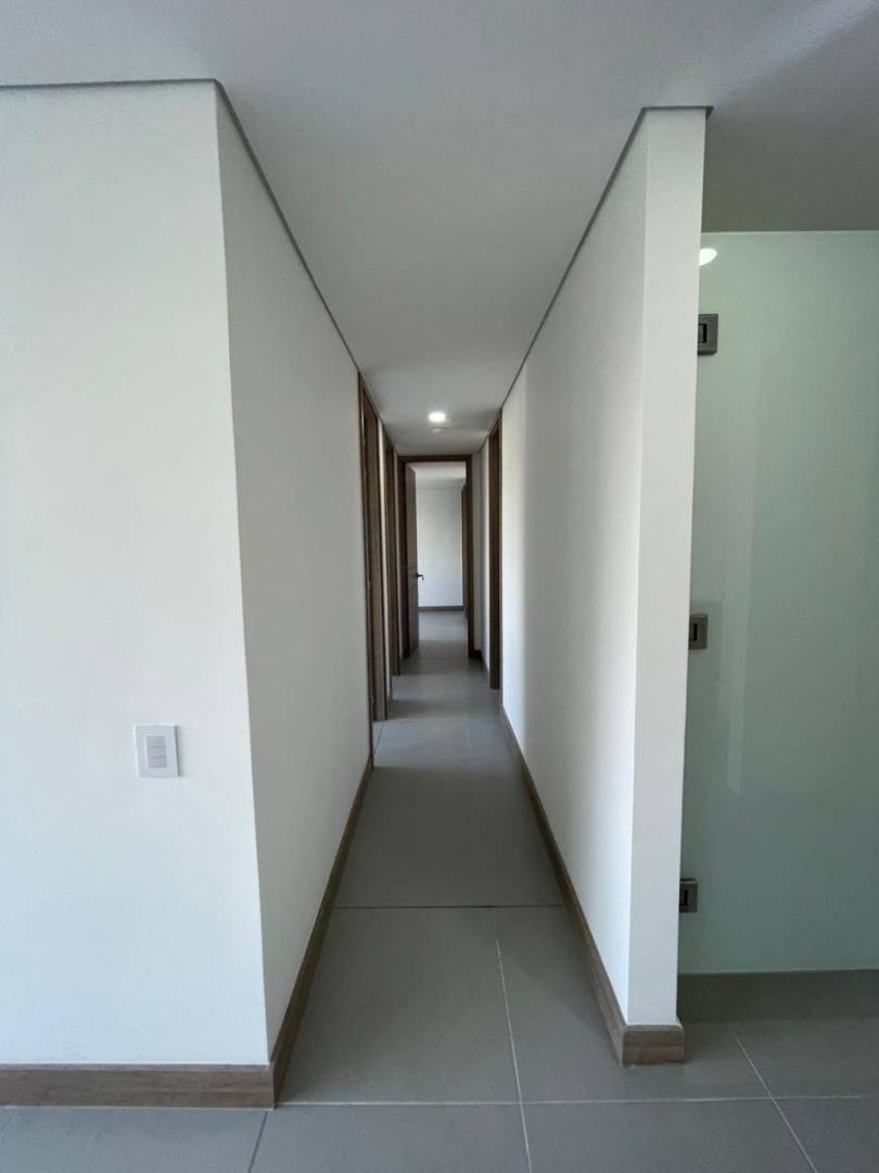 Apartamento en venta en Señorial, Envigado · foto 5 de 18