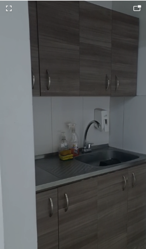 Local en arriendo en San Diego, Medellín, 70 m² · foto 2 de 4