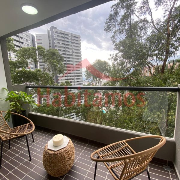 Apartaestudio en venta en Asomadera no.2, Medellín 3
