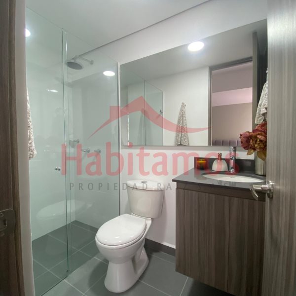 Apartaestudio en venta en Asomadera no.2, Medellín 4