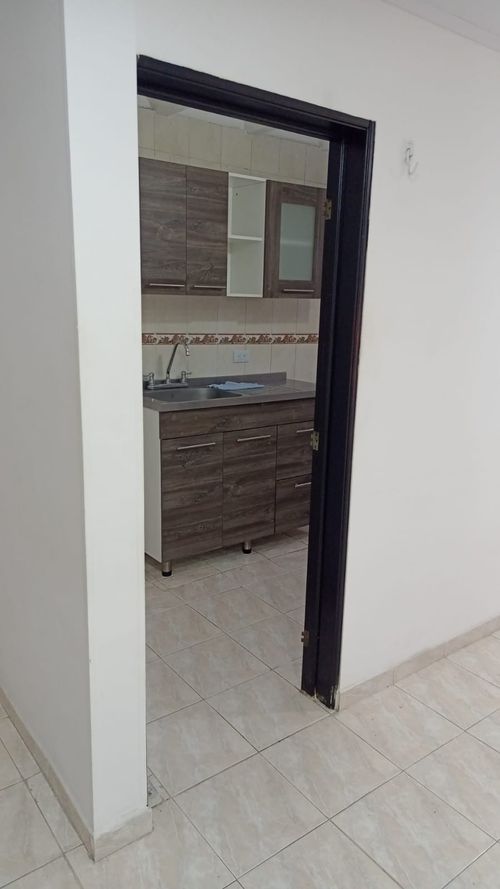 Apartamento en venta en Colseguros Andes, Cali · foto 2 de 5