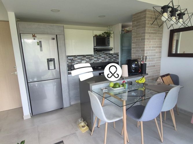 Apartamento de 3 alcobas en venta en Loma De La Doctora, Sabaneta, 60 m² · foto 3 de 8