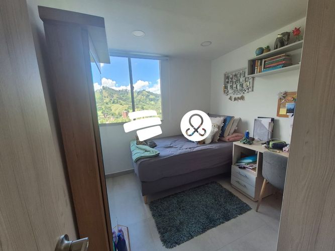 Apartamento de 3 alcobas en venta en Loma De La Doctora, Sabaneta, 60 m² · foto 5 de 8