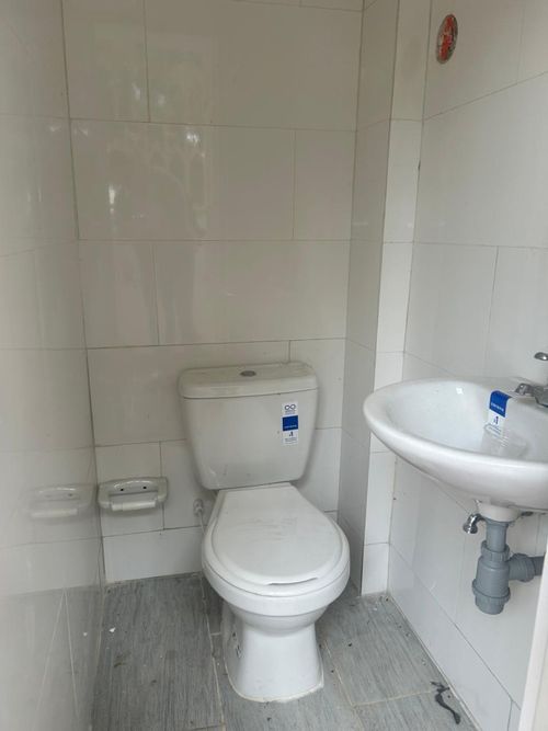Local en arriendo en El Sol, Los Patios, 25 m² · foto 4 de 4