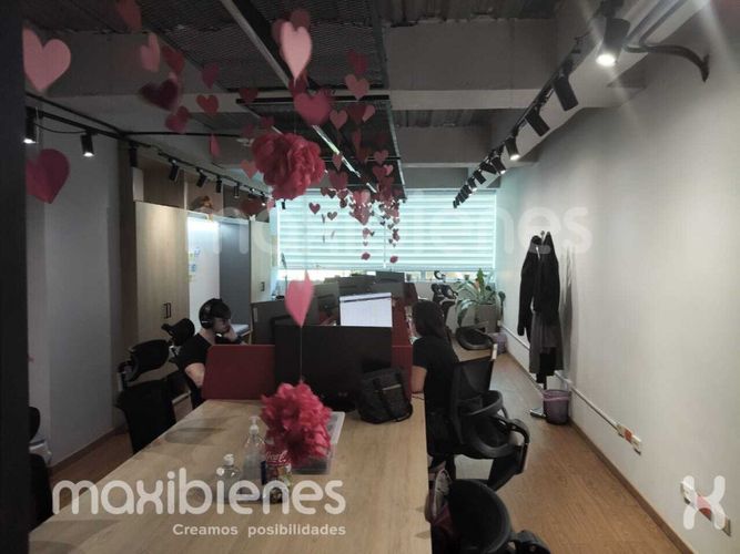 Oficina en arriendo en Los Balsos, Medellín, 420 m² · foto 14 de 23