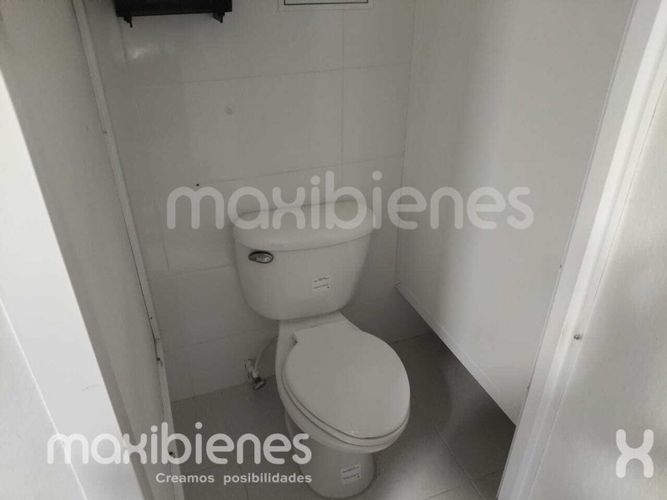Oficina en arriendo en Los Balsos, Medellín, 420 m² · foto 22 de 23