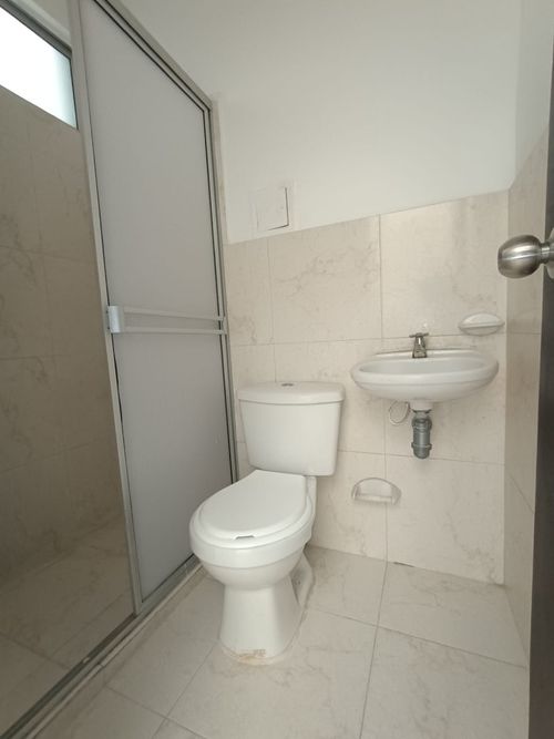 Casa de 2 alcobas en arriendo en Villa Antigua, Villa del Rosario, 86 m² · foto 11 de 13