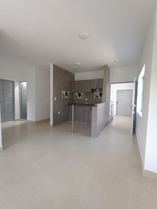 Apartamento de 3 alcobas en arriendo en Ub. San Remo, Los Patios, 80 m² · foto 4 de 18
