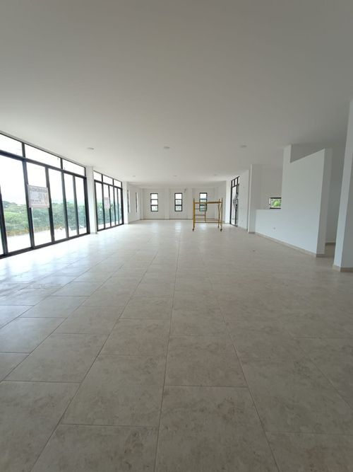 Local en arriendo en Pisarreal, Los Patios, 380 m² · foto 4 de 10