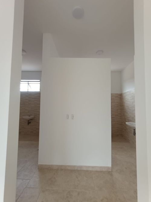 Local en arriendo en Pisarreal, Los Patios, 380 m² · foto 8 de 10