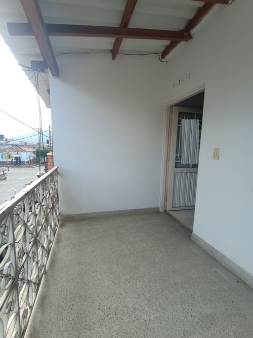 Apartamento de 2 alcobas en arriendo en Centro, Villa del Rosario, 40 m² · foto 2 de 7