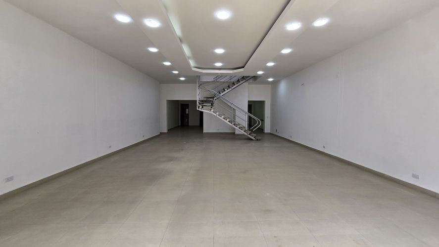 Local en arriendo en La Playa, Cúcuta, 330 m² · foto 2 de 14