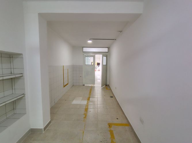Local en arriendo en Latino, Cúcuta, 18 m² · foto 6 de 8
