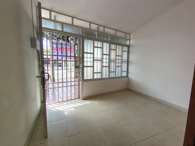 Oficina en arriendo en La Ceiba, Cúcuta, 52 m² · foto 2 de 8