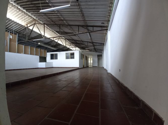 Local en arriendo en El Contento, Cúcuta, 744 m² · foto 10 de 17