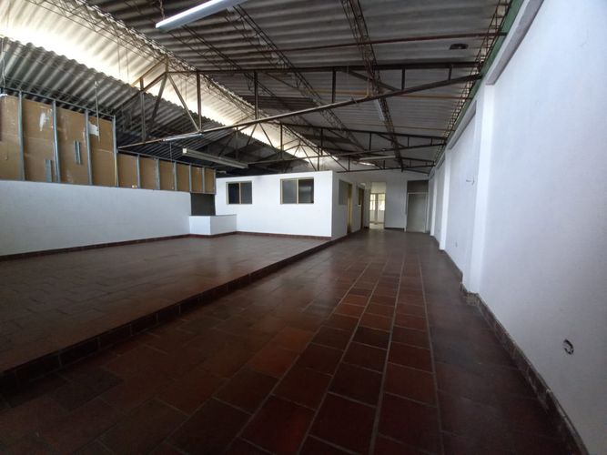 Local en arriendo en El Contento, Cúcuta, 744 m² · foto 11 de 17