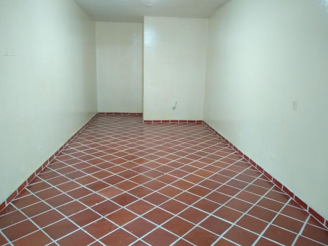 Local en arriendo en Quinta Oriental, Cúcuta, 20 m² · foto 3 de 4