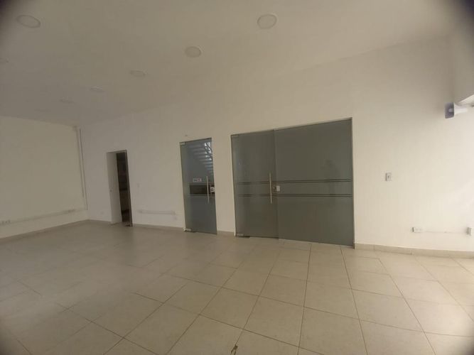 Local en arriendo en Caobos, Cúcuta, 400 m² · foto 9 de 24