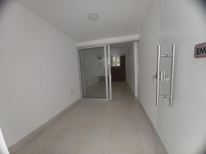 Local en arriendo en Caobos, Cúcuta, 400 m² · foto 16 de 24