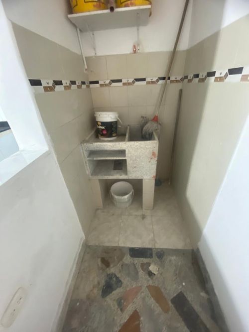 Casa de 7 alcobas en arriendo en Blanco, Cúcuta, 250 m² · foto 18 de 24