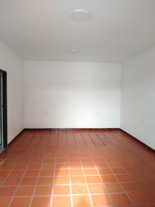 Local en arriendo en San Martin Ii, Cúcuta, 24 m² · foto 4 de 6