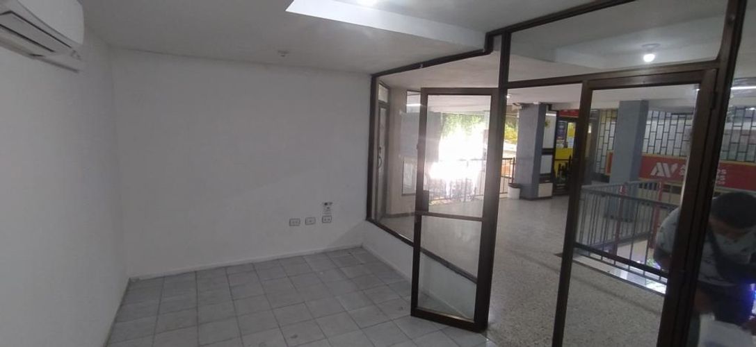 Local en arriendo en Centro, Cúcuta, 17 m² · foto 2 de 6