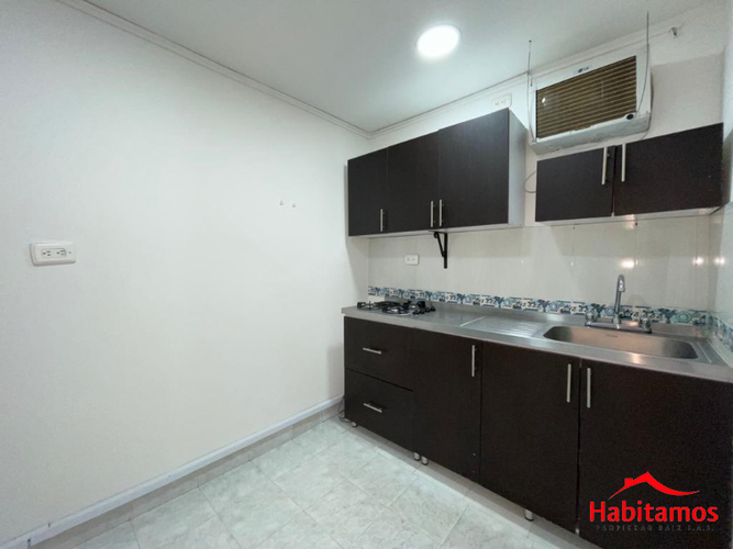Oficina en venta en Enciso, Medellín, 140 m² · foto 4 de 19
