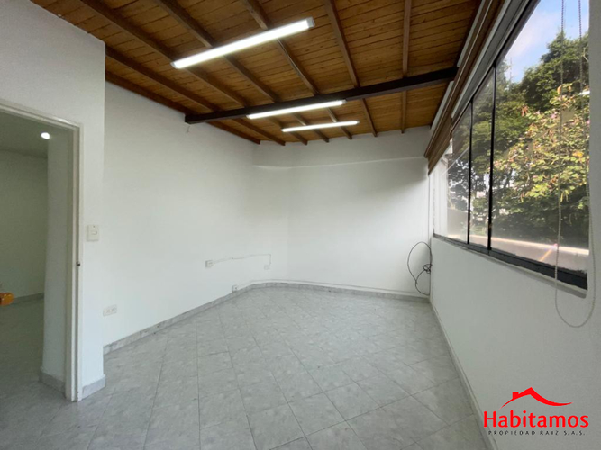 Oficina en venta en Enciso, Medellín, 140 m² · foto 9 de 19