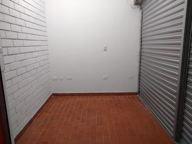 Local en arriendo en Latino, Cúcuta, 5 m² · foto 4 de 5