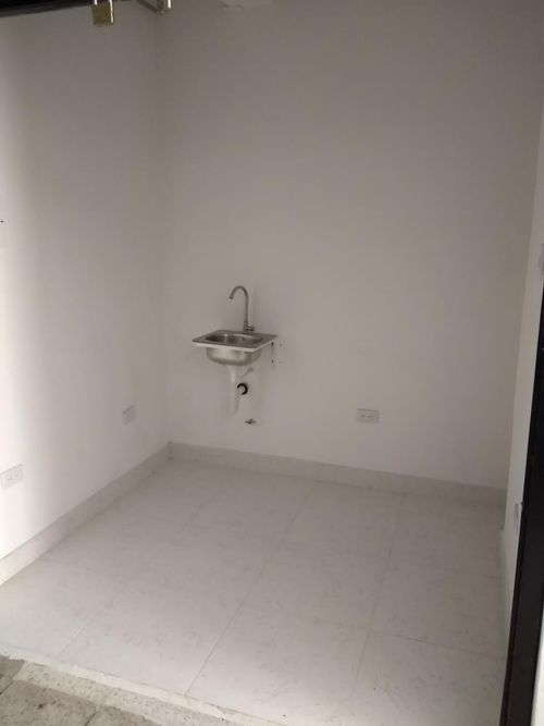 Local en arriendo en Latino, Cúcuta, 15 m² · foto 3 de 3