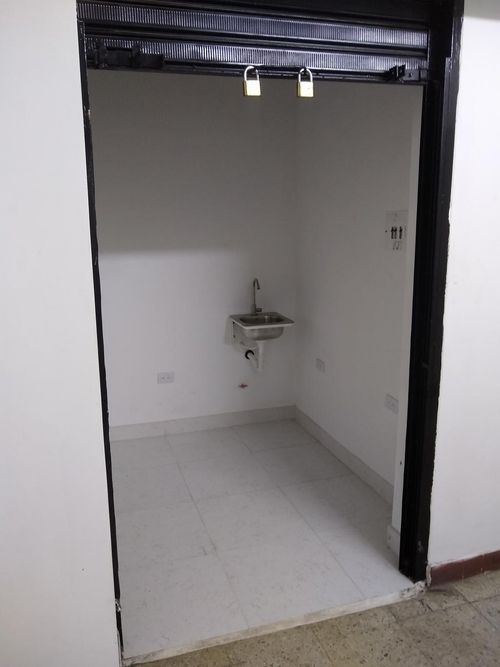 Local en arriendo en Latino, Cúcuta, 15 m² · foto 2 de 4