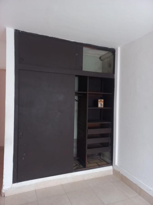 Casa de 8 alcobas en arriendo en Caobos, Cúcuta, 502 m² · foto 8 de 24