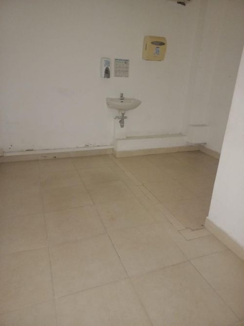 Casa de 8 alcobas en arriendo en Caobos, Cúcuta, 502 m² · foto 19 de 24