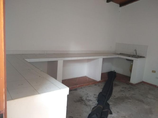 Local en arriendo en Quinta Oriental, Cúcuta, 20 m² · foto 4 de 8
