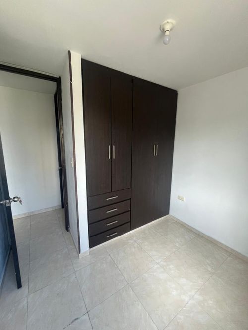Apartamento de 3 alcobas en arriendo en Lomitas, Villa del Rosario, 50 m² · foto 10 de 12