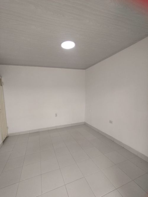 Local en arriendo en Callejon, Cúcuta, 9 m² · foto 2 de 5