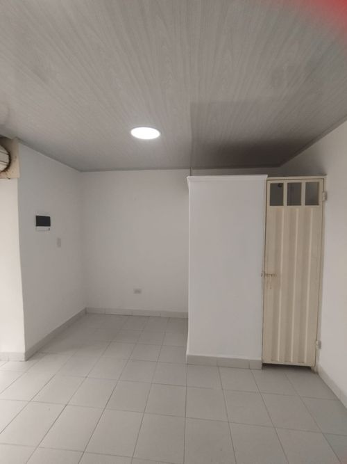 Local en arriendo en Callejon, Cúcuta, 9 m² · foto 4 de 5