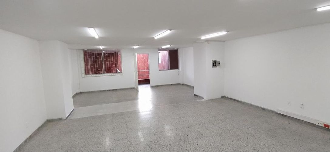 Edificio en arriendo en Centro, Cúcuta, 900 m² · foto 20 de 24