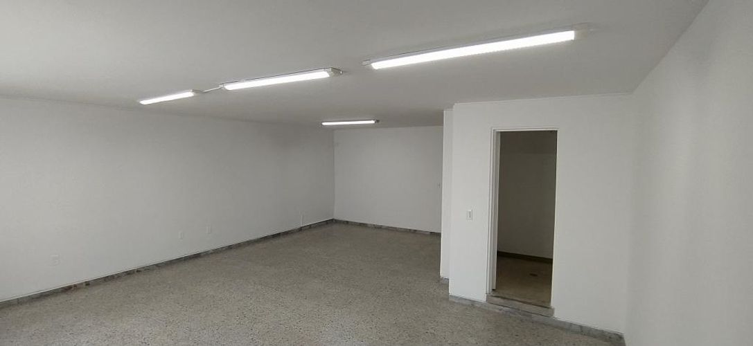 Edificio en arriendo en Centro, Cúcuta, 900 m² · foto 23 de 24