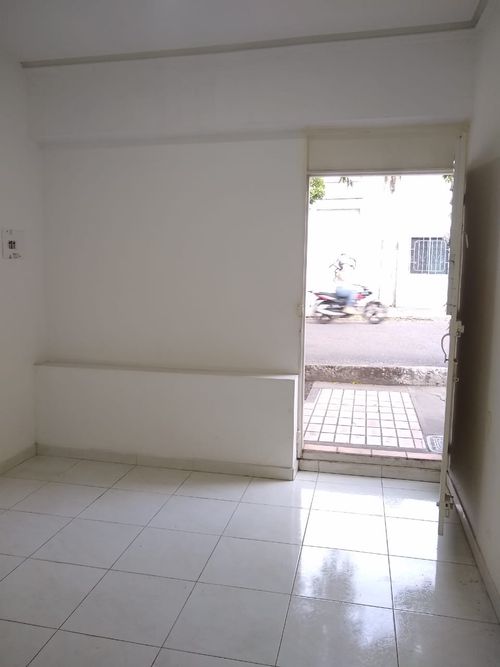 Local en arriendo en Latino, Cúcuta, 20 m² · foto 2 de 6
